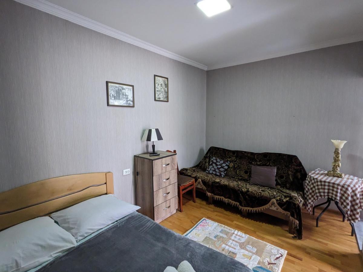 Apartments Se7En Тбілісі Екстер'єр фото