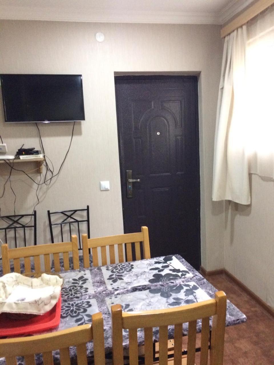 Apartments Se7En Тбілісі Екстер'єр фото